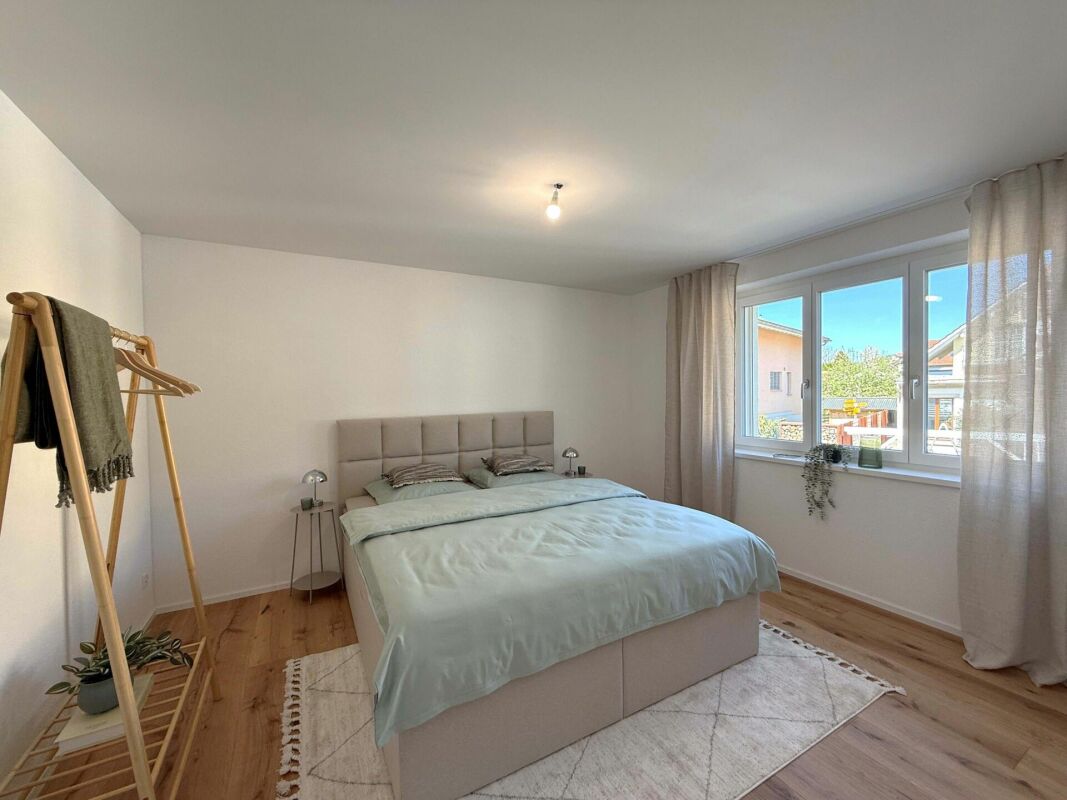 Drei 5.5 Zimmer Reiheneinfamilienhäuser - charmant, naturnah, individuell -  Bild 7