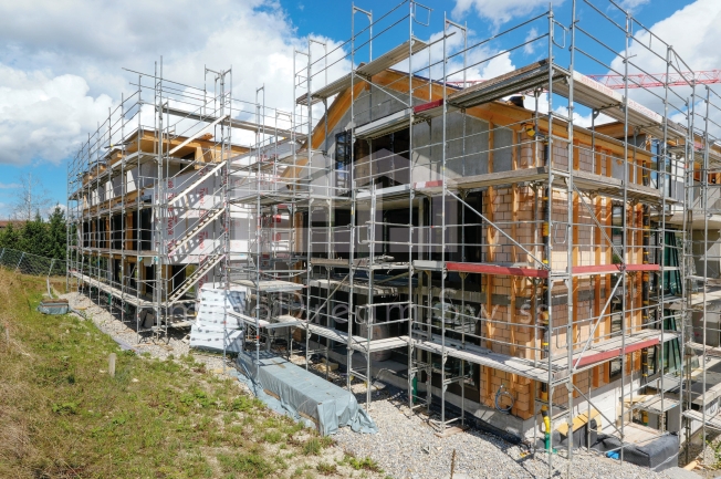 NEUBAU Attraktives und modernes 4 ½ Zi. Reihenhaus B8 -  Bild 1