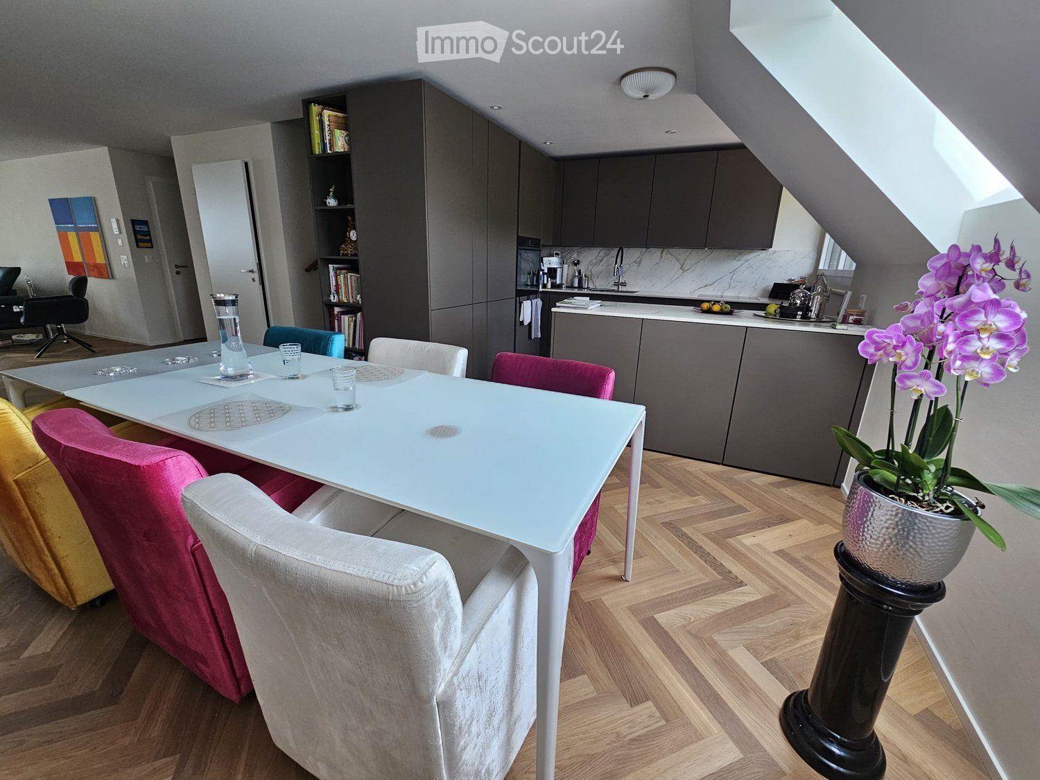 Moderne 4.5-Zimmer-Attika-/Maisonettewohnung in Rifferswil -  Bild 3