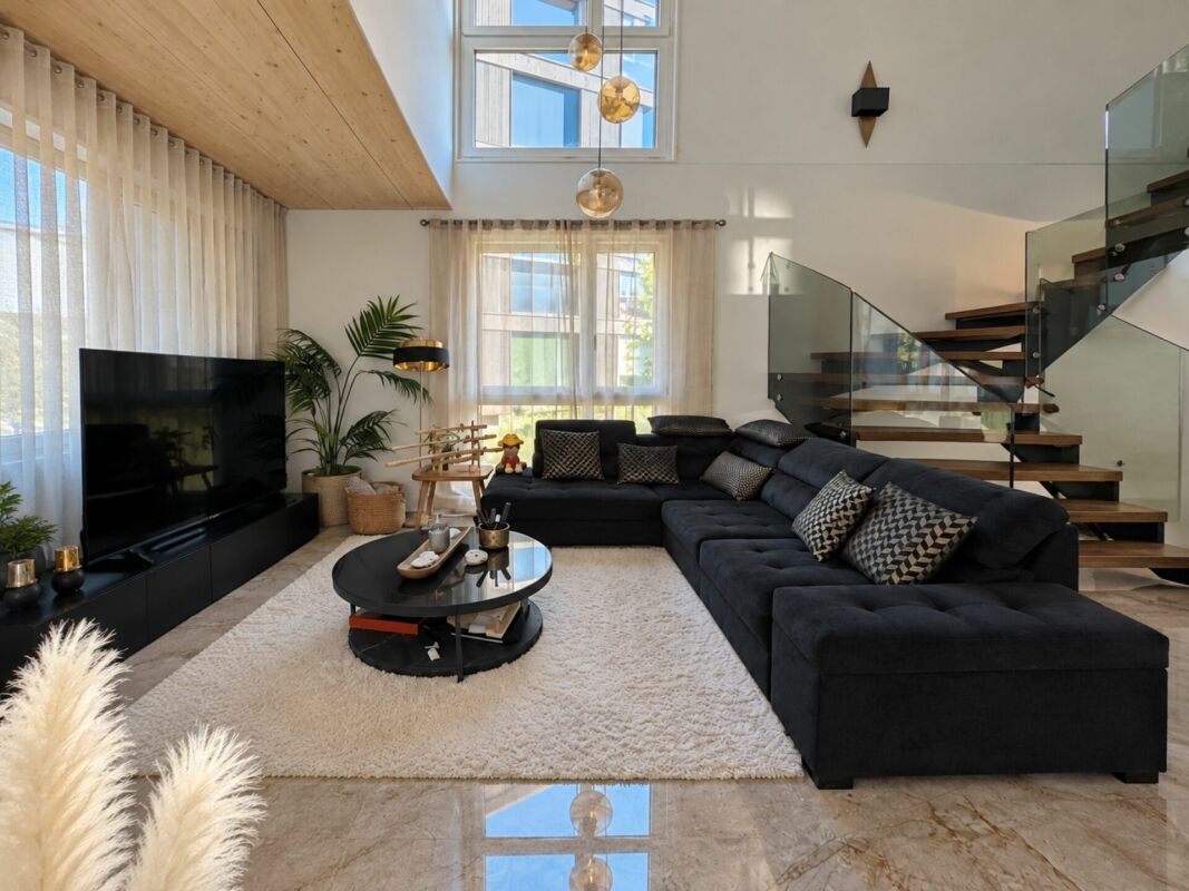 Luxuriöse 5.5-Zimmer-Maisonettewohnung -  Bild 1