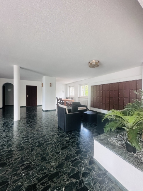 Topmodernes Attika-Studio mit Seesicht und Parkplatz -  Bild 12