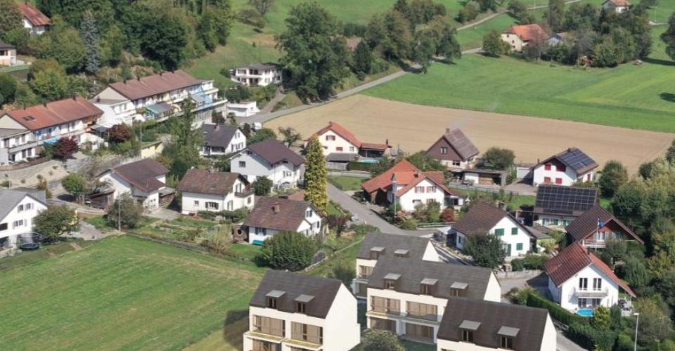 Exklusives 6.5-Zimmer Neubau-Reiheneinfamilienhaus B.1 mit hochwertigem Ausbau  Oberkulm AG - Maison contiguë 6.5 pièces - image - 1
