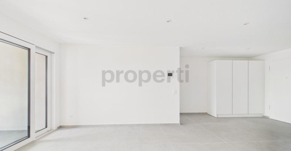 Appartement moderne de 2.5 pièces avec place de parking et borne de recharge, Biasca - Appartement 2.5 pièces - image - 2