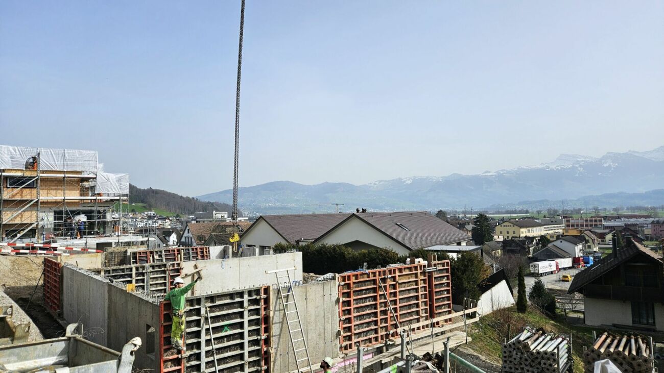 BAUSTART ERFOLGT! Modernes Eigenheim mit Panorama-Weitsicht und viel Umschwung -  Bild 3