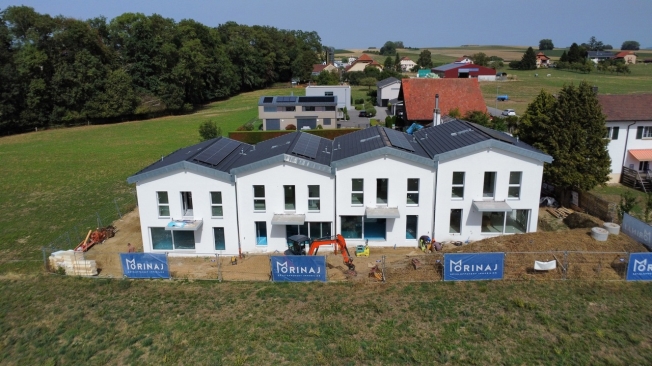 GLETTERENS ZUM VERKAUF\nANGRENZENDE VILLA MIT 5,5 STÜCKEN\nLETZTE VERFÜGBARE CHARGE -  Bild 4