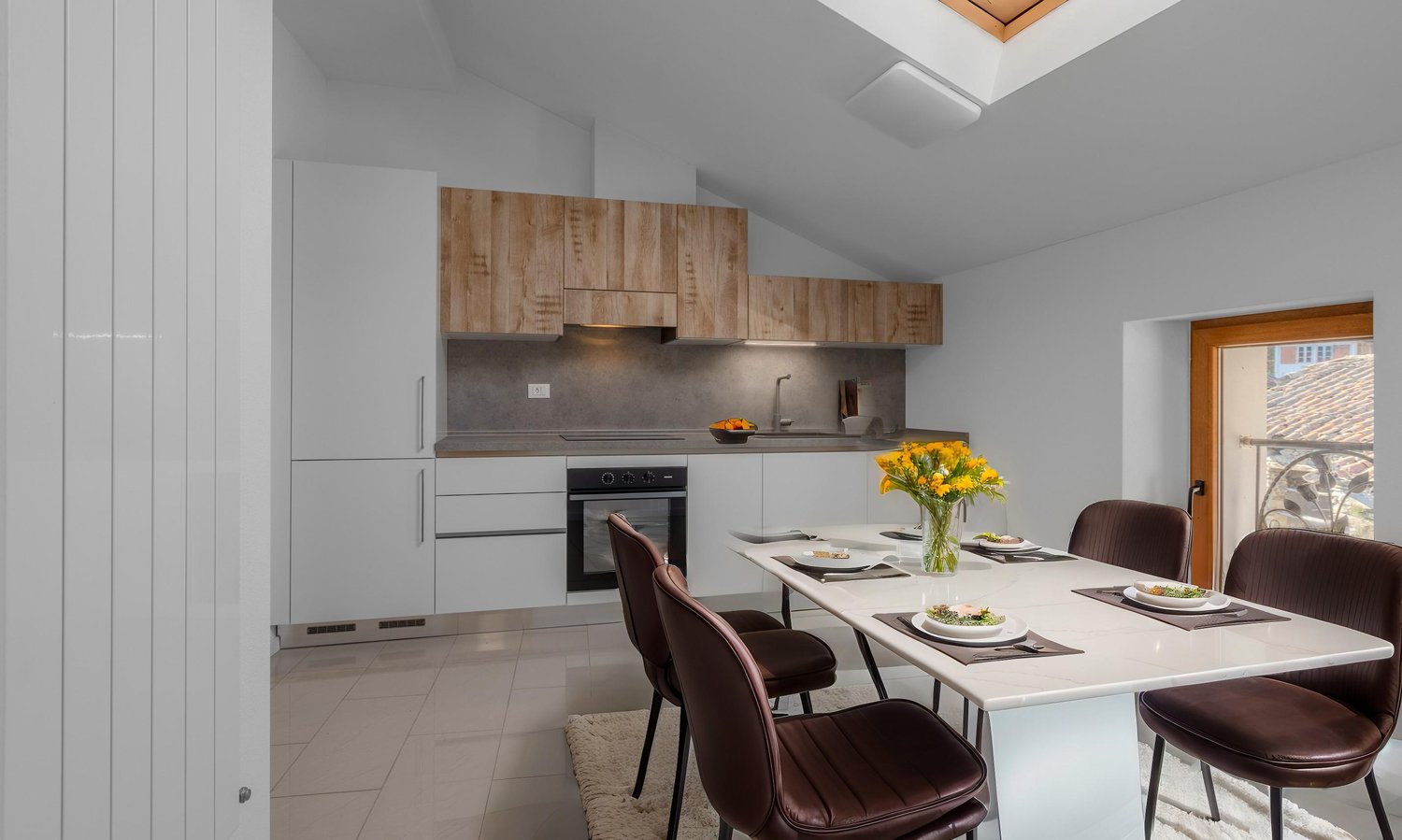 SPLENDIDO 4 LOCALI RISTRUTTURATO ALL'ULTIMO PIANO A SIGIRINO -  Bild 3