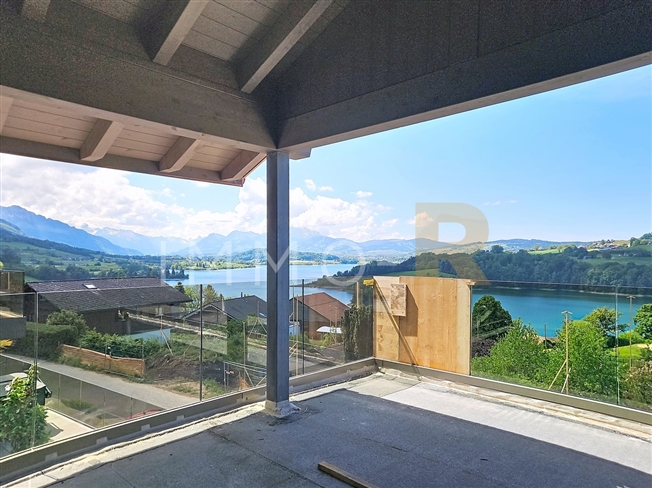 Hochwertige 4,5-Zimmer-Wohnung -  Bild 2