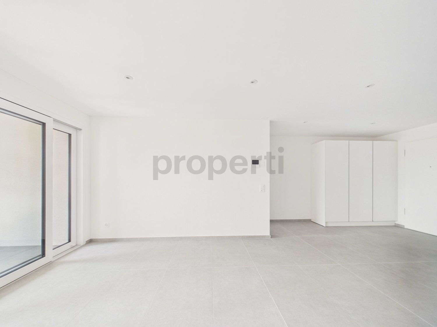 Moderno 2.5 locali appartamento con cantina e parcheggio, Biasca - Image 3