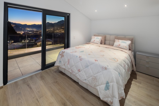 6.5 Zimmer Villa -  Bild 4