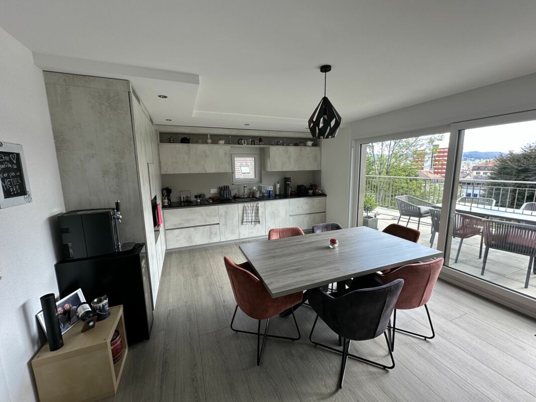 La Chaux-de-Fonds - Grand attique de 3,5 pièces -  Bild 2