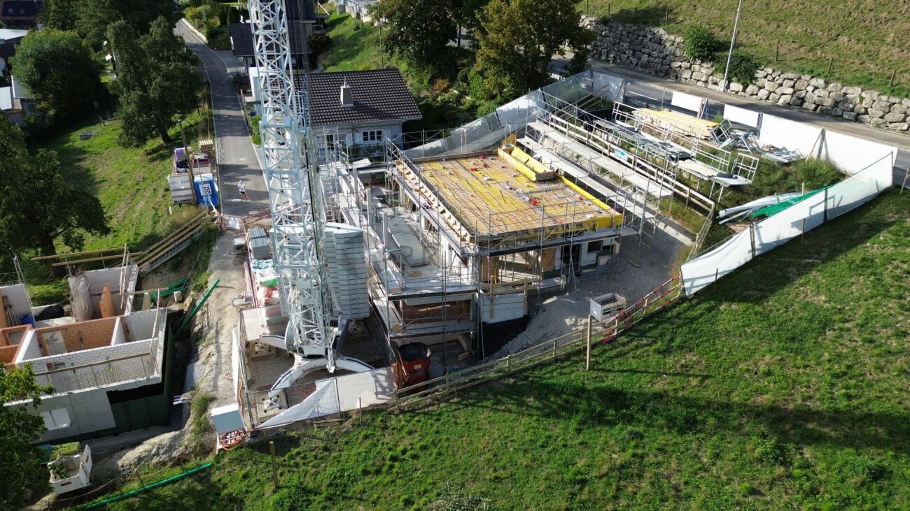 Moderne, Neubau Maisonette Wohnung mit grosser Terrasse eingebettet in malerische Landschaft! -  Bild 6