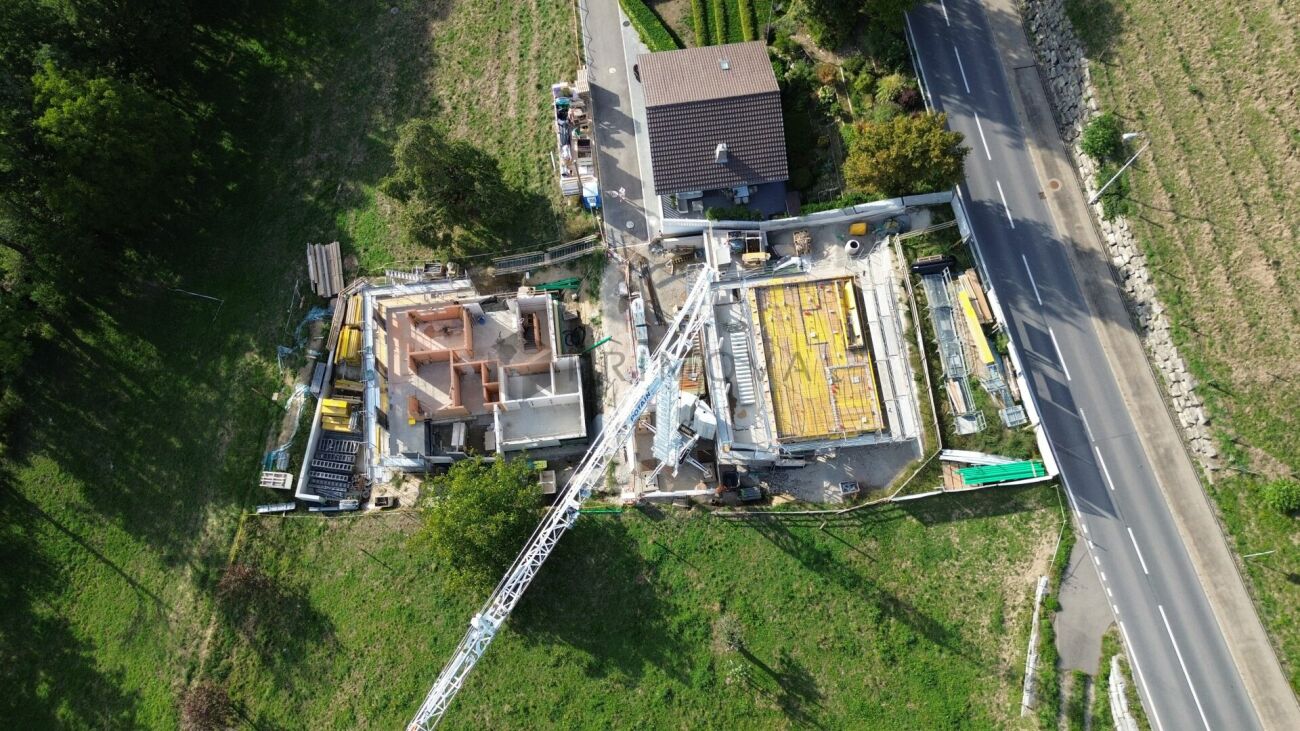Moderne, Neubau Maisonette Wohnung mit grosser Terrasse eingebettet in malerische Landschaft! -  Bild 7
