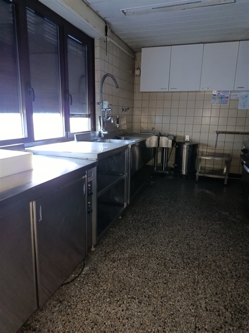 SAN NAZZARO - Zu verkaufen Liegenschaft mit Restaurant und 2 Wohnungen -  Bild 13