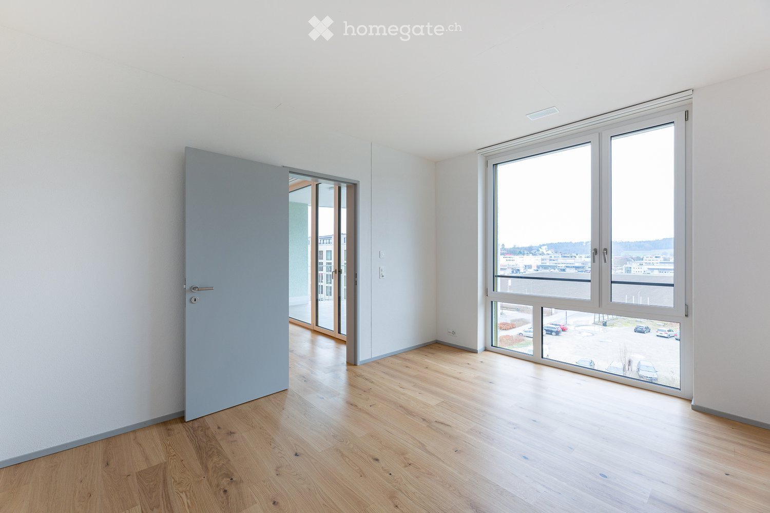 Moderne 3.5-Zimmer-Wohnung mit Balkon direkt am Bahnhof Hegi -  Bild 3
