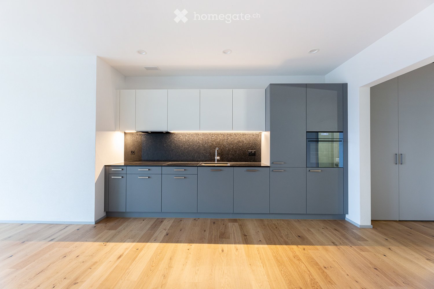 Moderne 3.5-Zimmer-Wohnung mit Balkon direkt am Bahnhof Hegi -  Bild 7