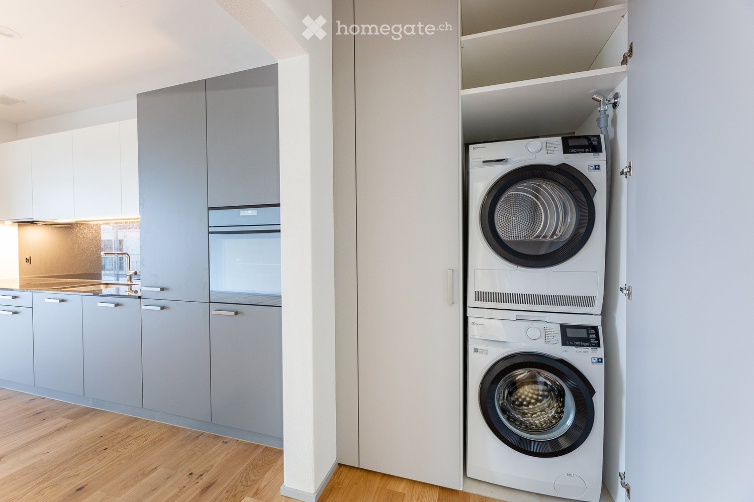 Moderne 3.5-Zimmer-Wohnung mit Balkon direkt am Bahnhof Hegi -  Bild 11