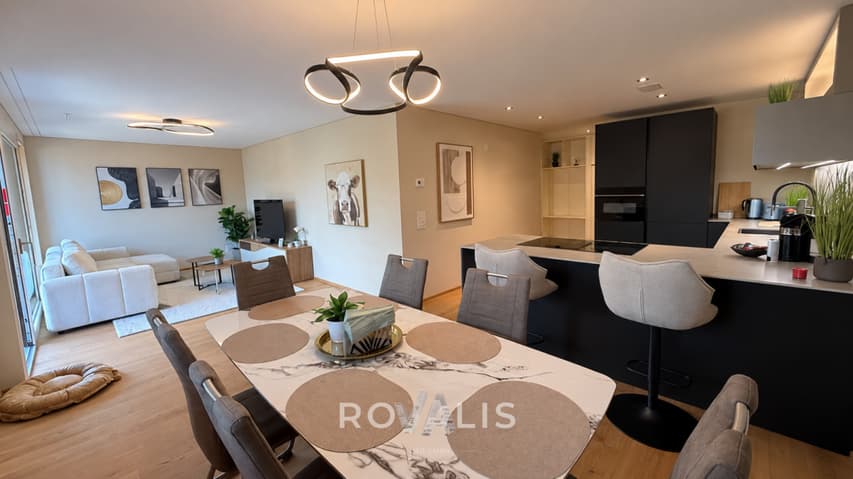 Möblierte 2.5-Zimmer-Wohnung mit Weitblick in Ried-Brig - Essbereich