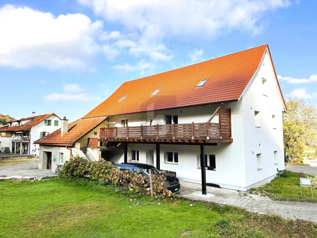 HOCHWERTIG KERNSANIERT AN RUHIGER LAGE -  Bild 1