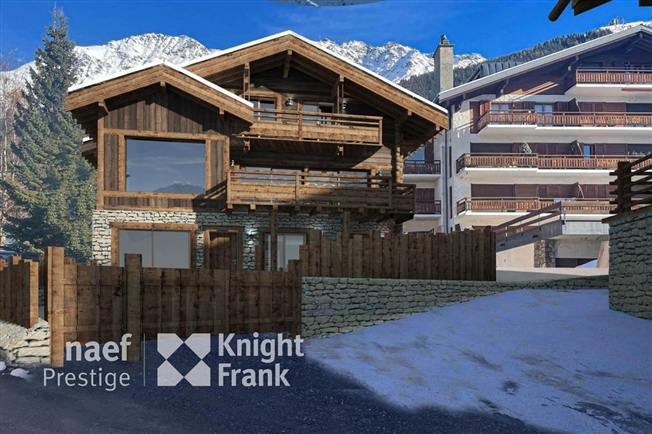 Komplett renoviertes Chalet, einzigartige Lage -  Bild 1