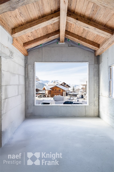 Komplett renoviertes Chalet, einzigartige Lage -  Bild 7