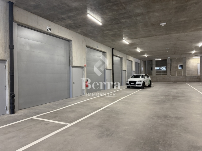 NEUE INDUSTRIEHALLE -  Bild 3