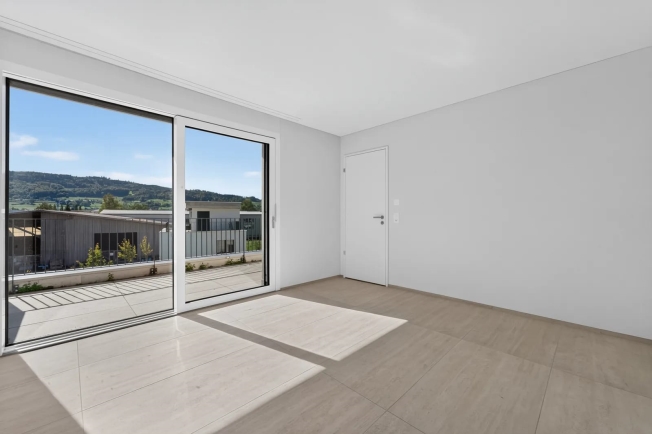 4.5-Zimmer-Attikawohnung - Erstbezug mit grosszügiger Terrasse und direktem Liftzugang -  Bild 6