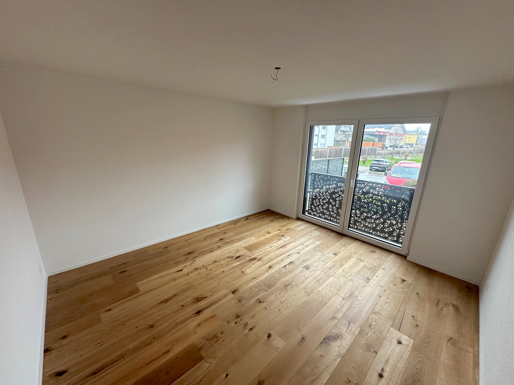Exklusive, grosszügige und helle Wohnung in Weiach - Schlafzimmer.jpg