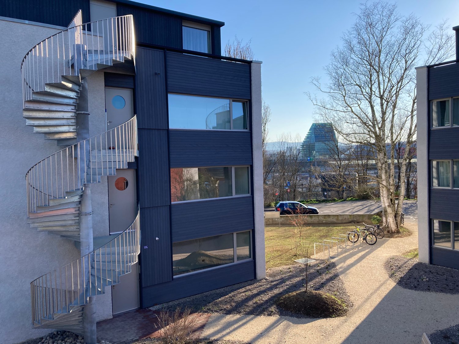 Gartenwohnung in Birsfelden - modern - neuwertig -  Bild 2