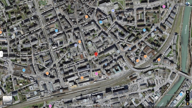 Wohnungsquerung 4,5 Zimmer 4. Stock im Zentrum der Stadt Sion in der Nähe des Bahnhofs -  Bild 3