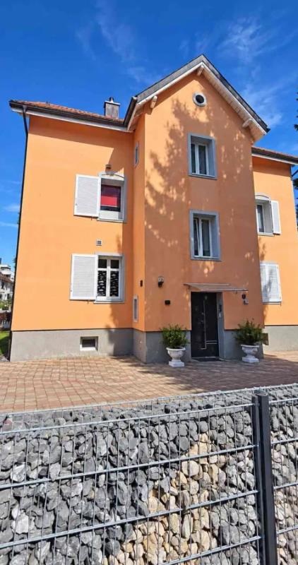 10.5 Zimmer Mehrfamilienhaus -  Bild 2