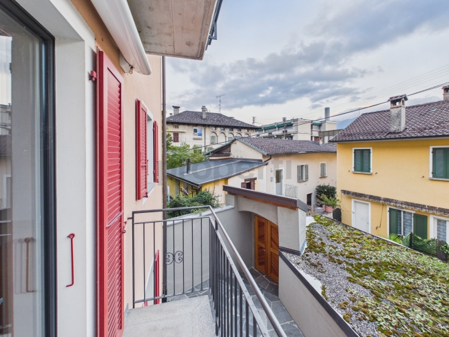 Palazzina Restaurata a Nuovo, Layout Funzionale & Alta Efficienza Energetica // Komplett Saniertes Gebäude, Funktioneller Grundriss & Hohe Energieeffizienz -  Bild 7