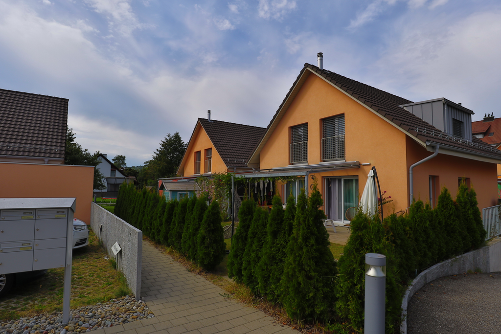 Gemütliches Einfamilienhaus mit grosszügigem Garten - Beispiel Aussenansicht