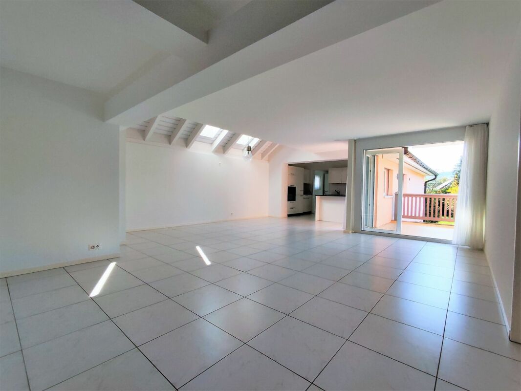 3 1/2 Zimmer-Wohnung im 1. OG -  Bild 3