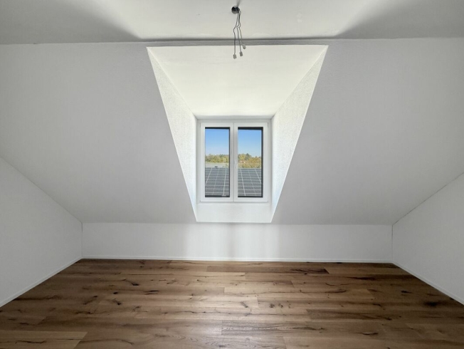 5.5 Zimmer Einfamilienhaus -  Bild 3