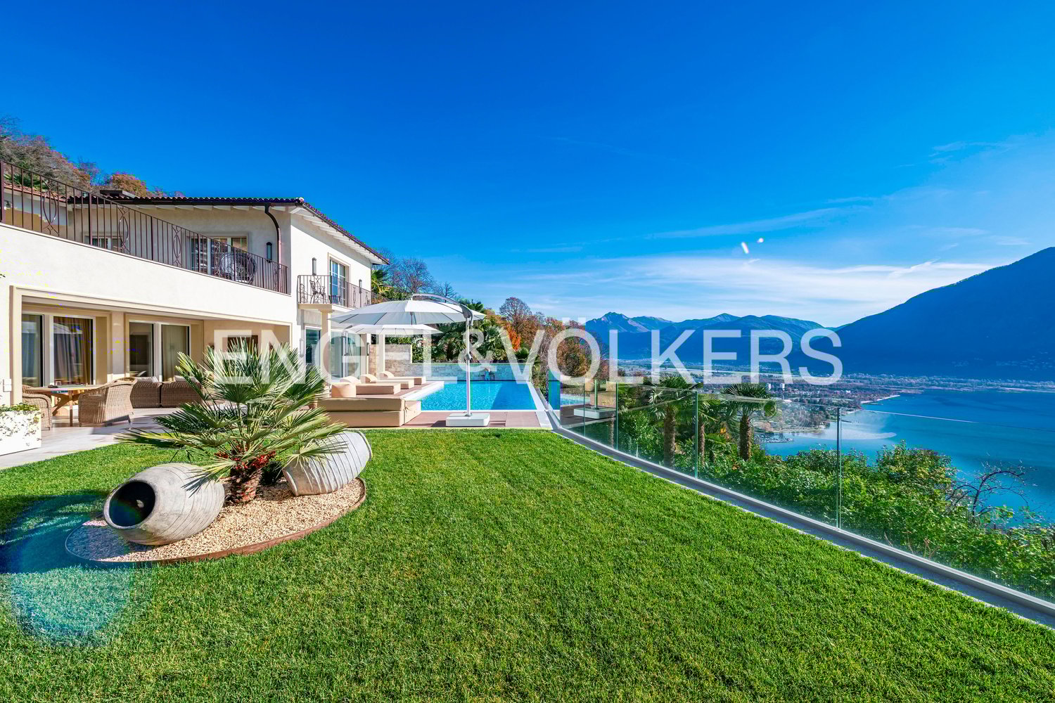 Villa di lusso con vista lago e privacy (31) - Bild 7