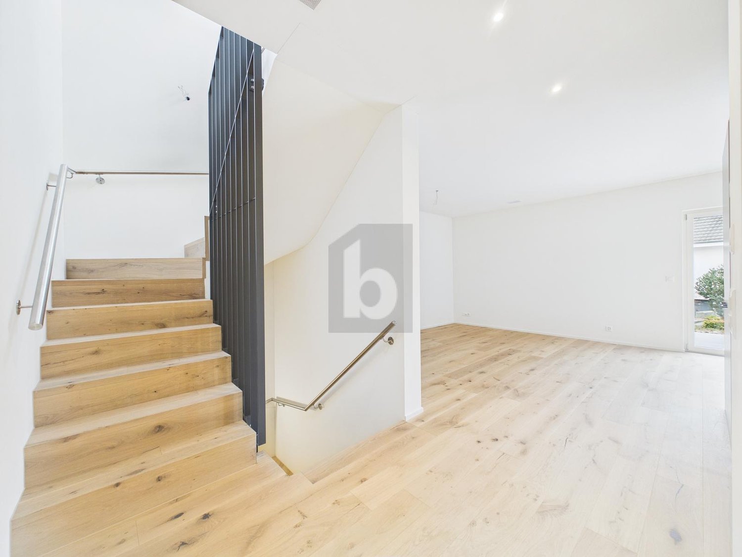 MINERGIE! MIT GARTEN UND TERRASSE - Bild 3