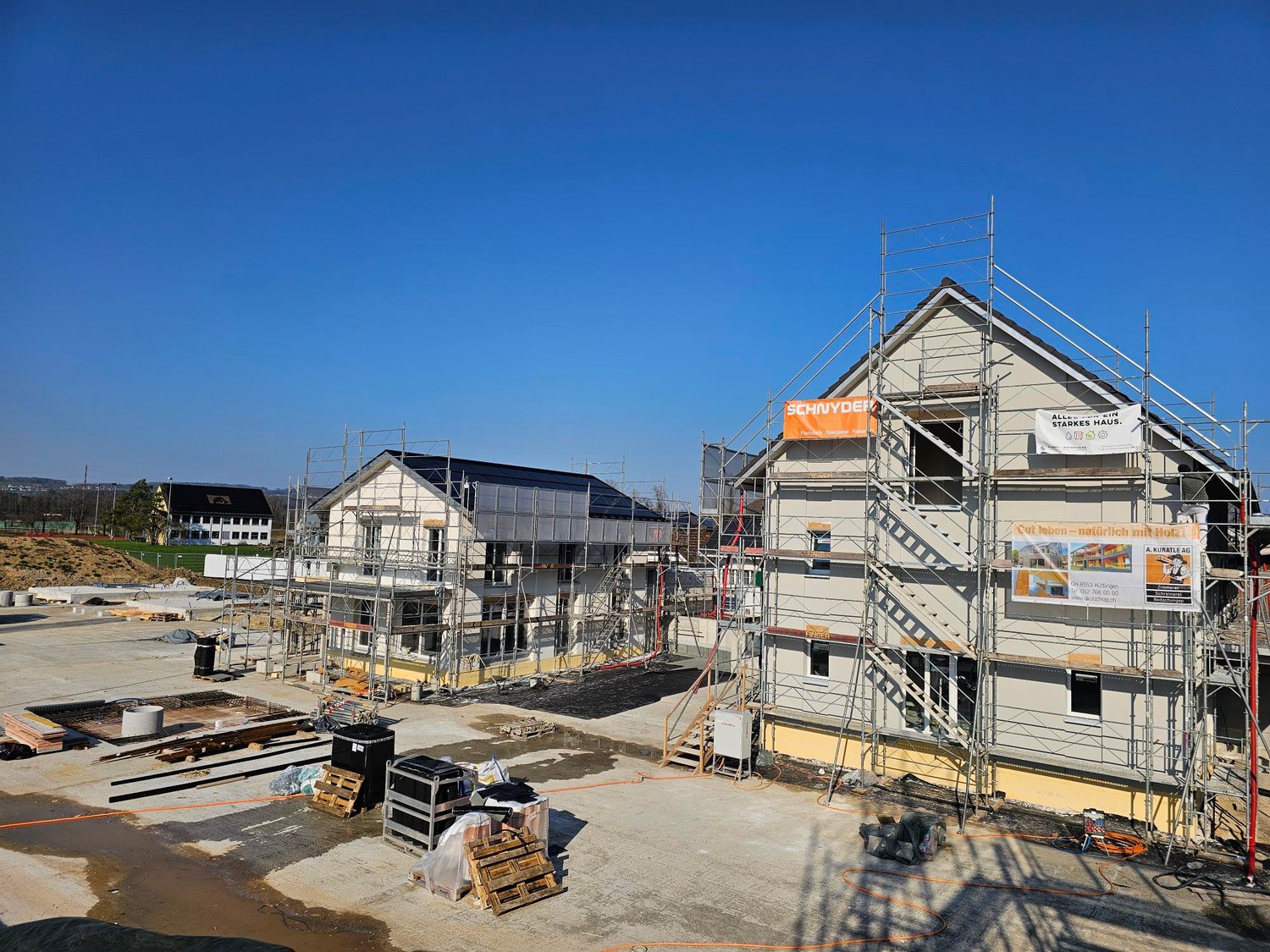 5.5 Zimmer-Einfamilienhaus - Bild 1