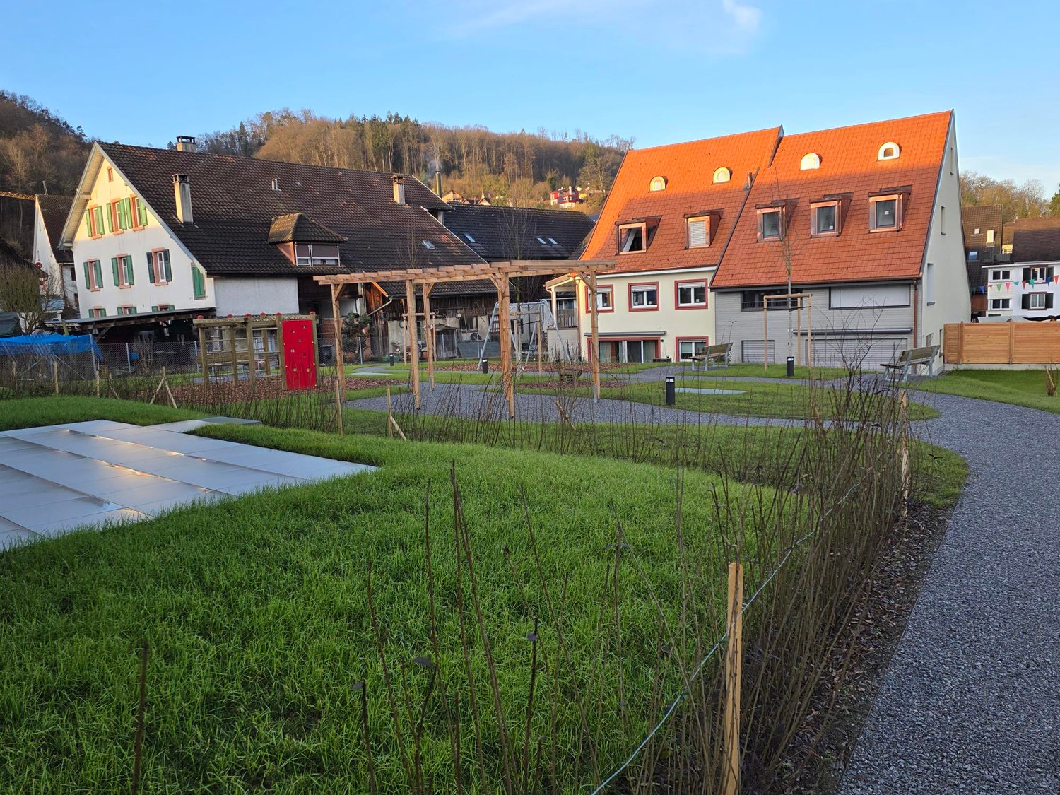 Das "Haus im Haus": 4,5-Zimmer-Wohnung mit Loggia und zusätzlichem Atelier ! A-1.1 - Bild 4