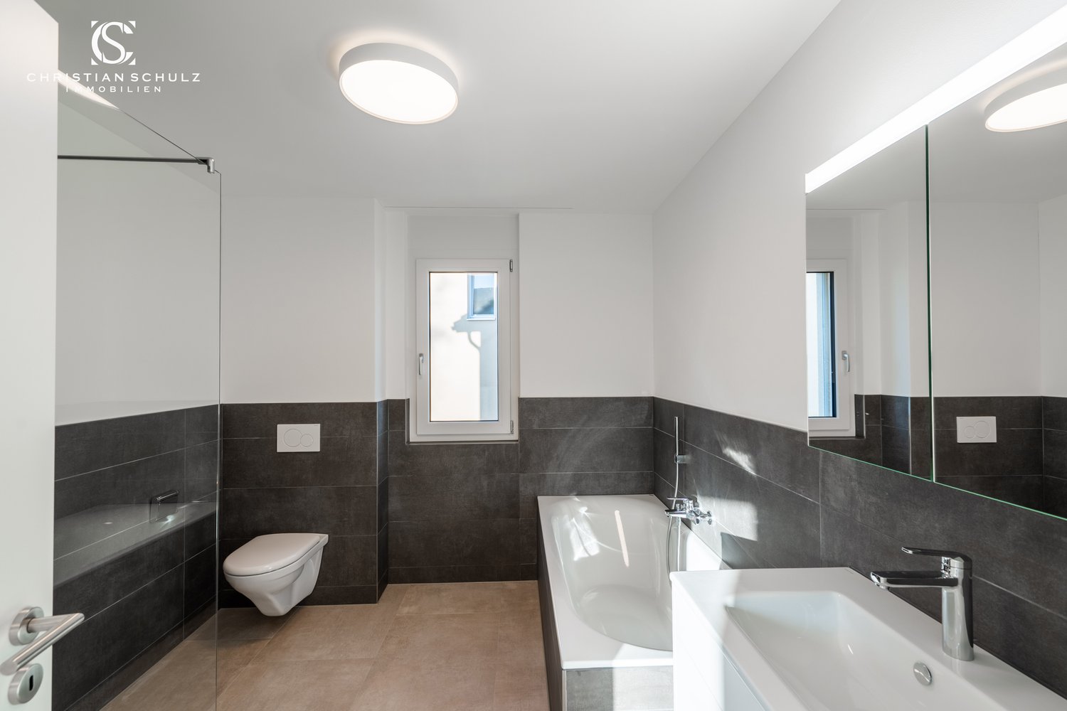 Neubau-Einfamilienhaus in Helsighausen (TG) – modern, energieeffizient & naturnah - Bild 8