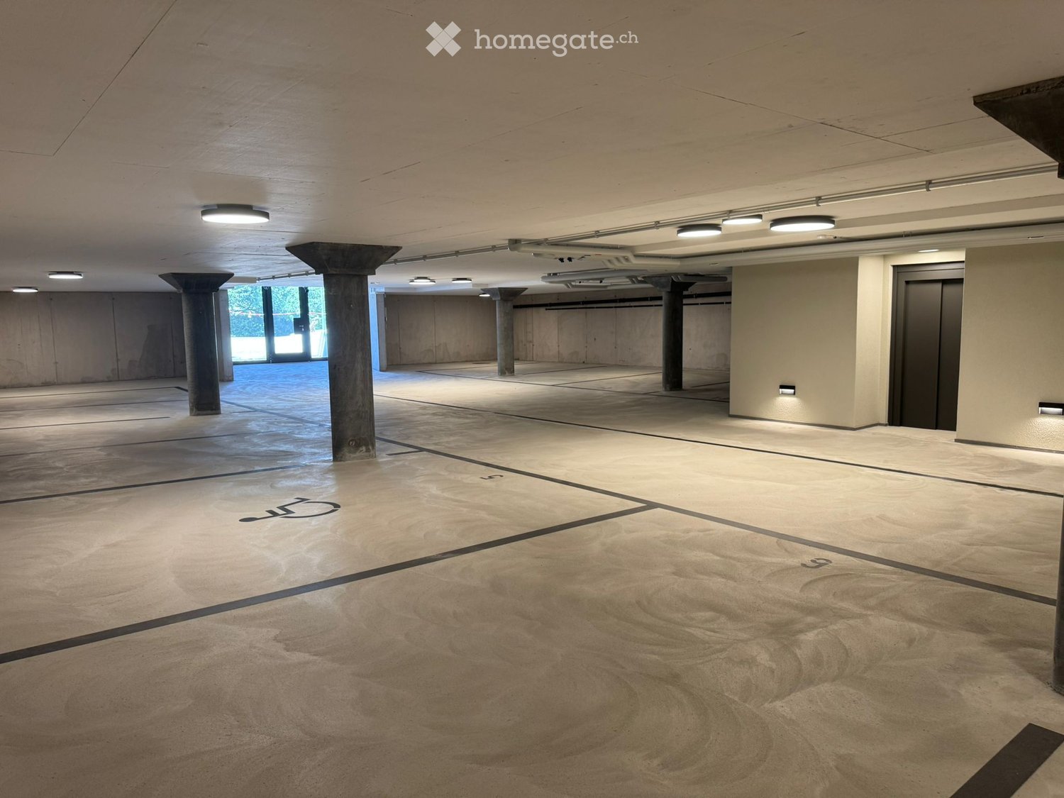 Moderne 2.5-Zimmer-Neubau-Wohnung mit Bergblick und Seeblick in Pfäffikon SZ - Bild 3