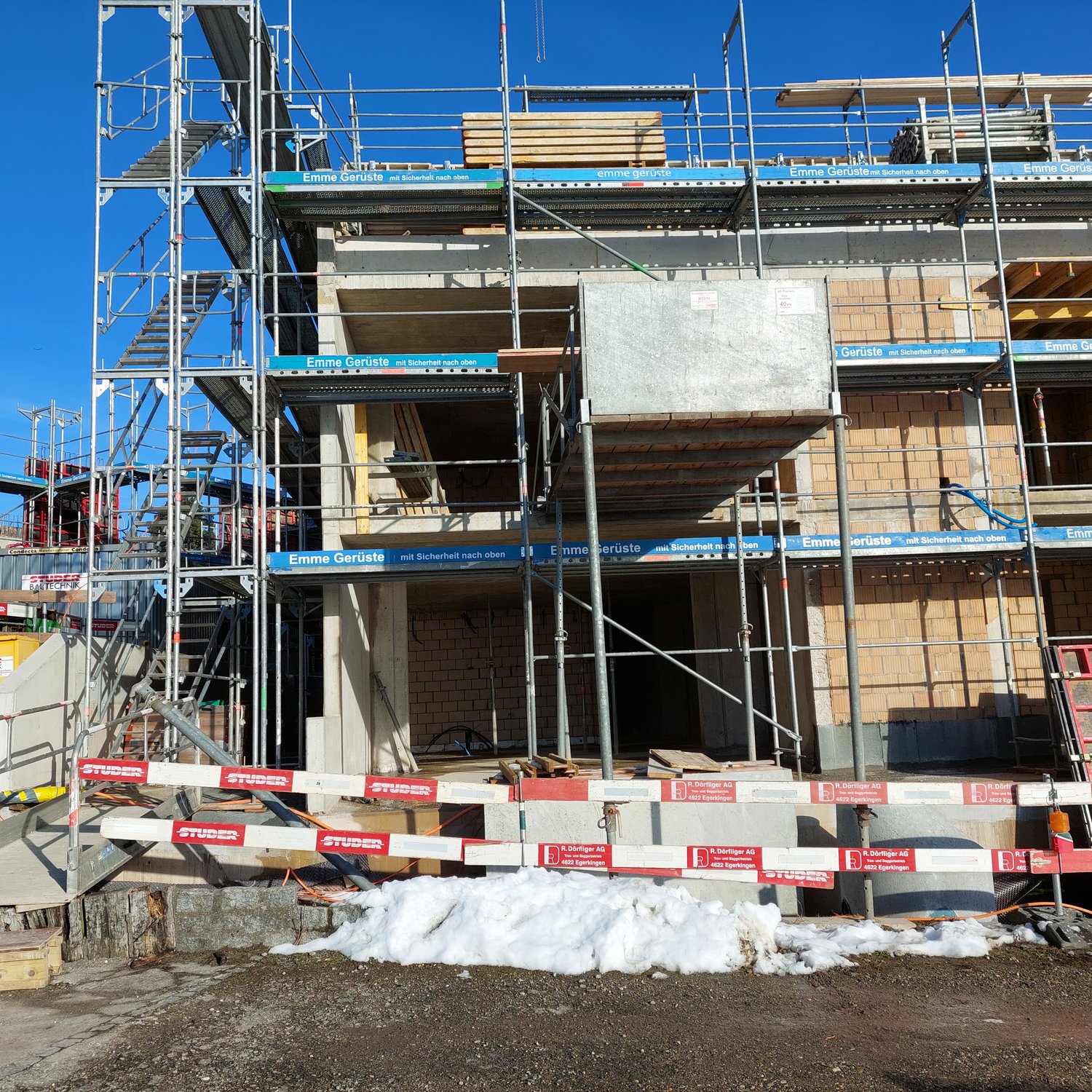 Die letzten Wohnungen . . . - Bild 1