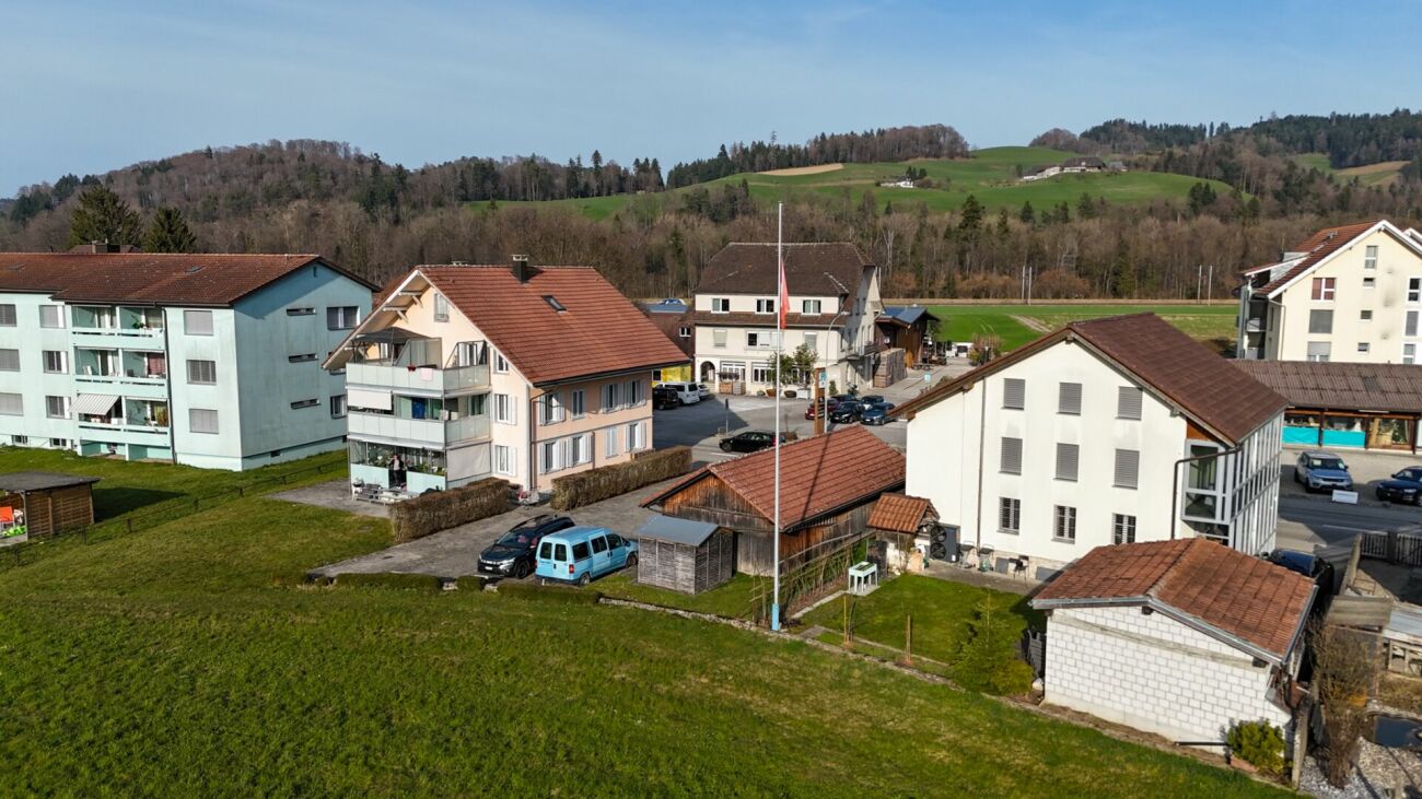 Kernsaniertes Wohnerlebnis für drei Parteien - Bild 3