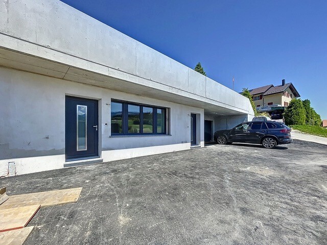 A VENDRE : MAISON AVEC DEUX LOGEMENTS - Entrée app. 2.5p