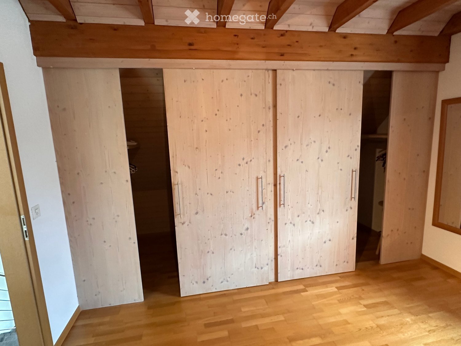 Charmantes Einfamilienhaus mit 4000 m² Wald -  Bild 8