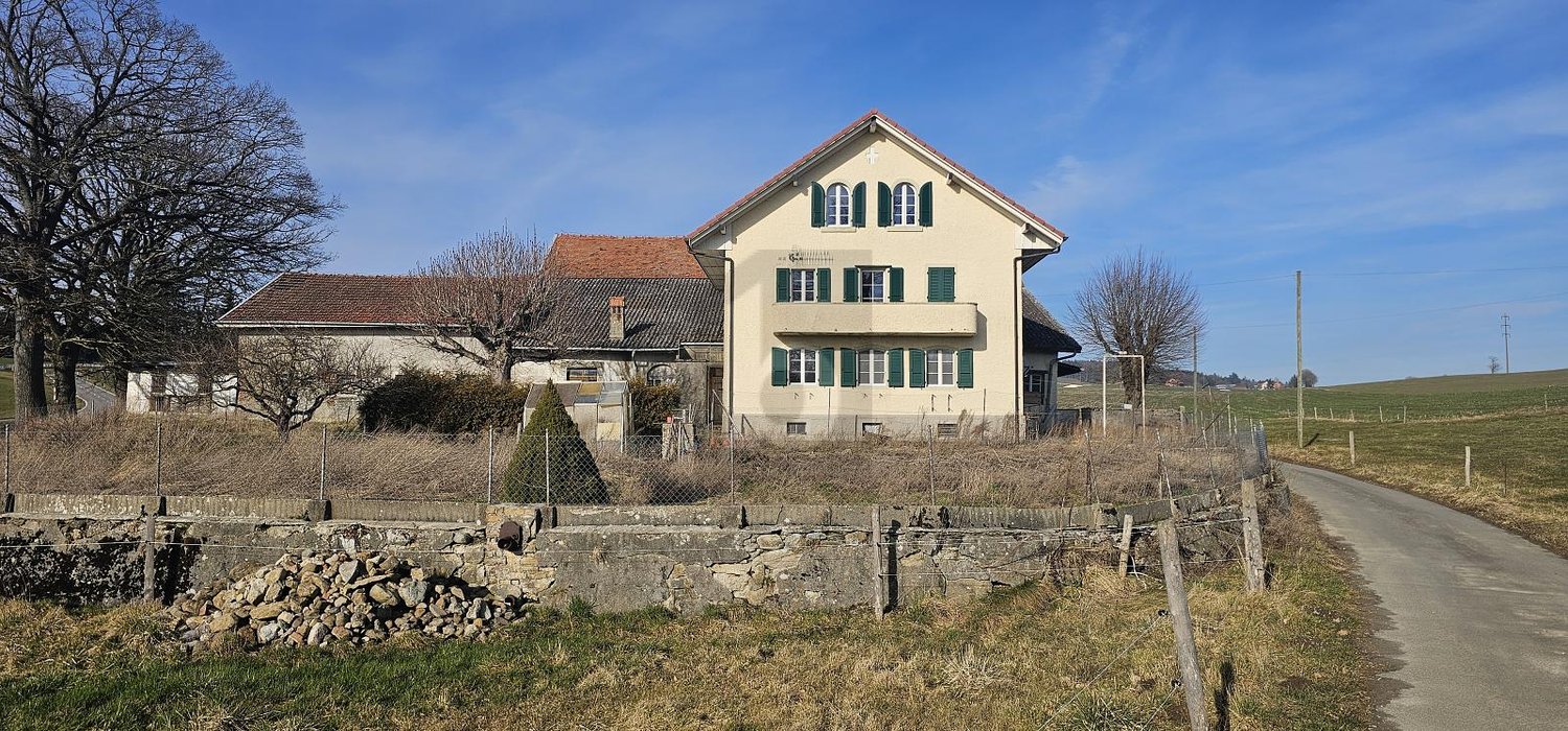 POUR INVESTISSEUR AVEC UN ÉNORME POTENTIEL -  Bild 1