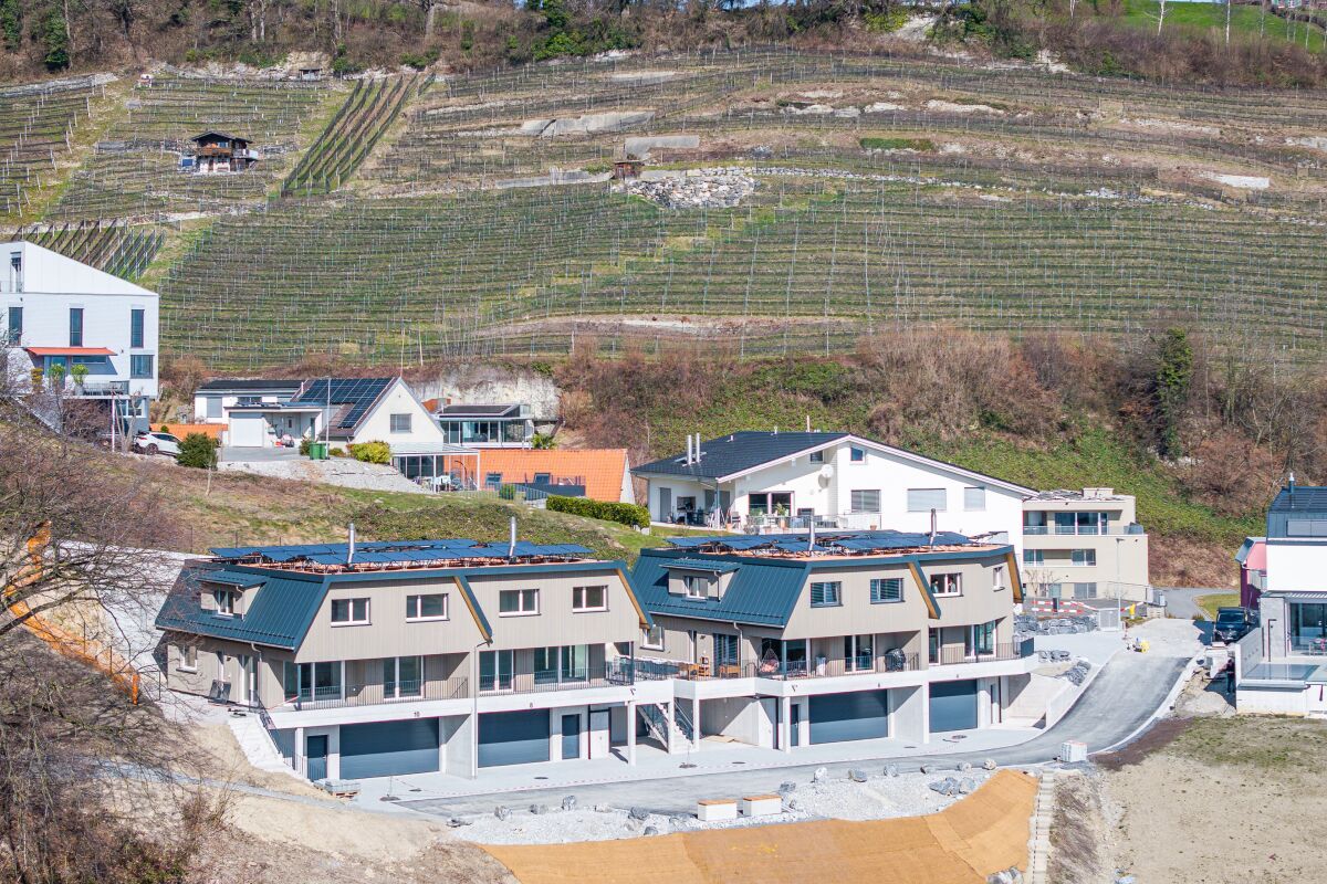 Wohnen mit Aussicht – Stilvolle neue Doppeleinfamilienhäuser - Bild 10