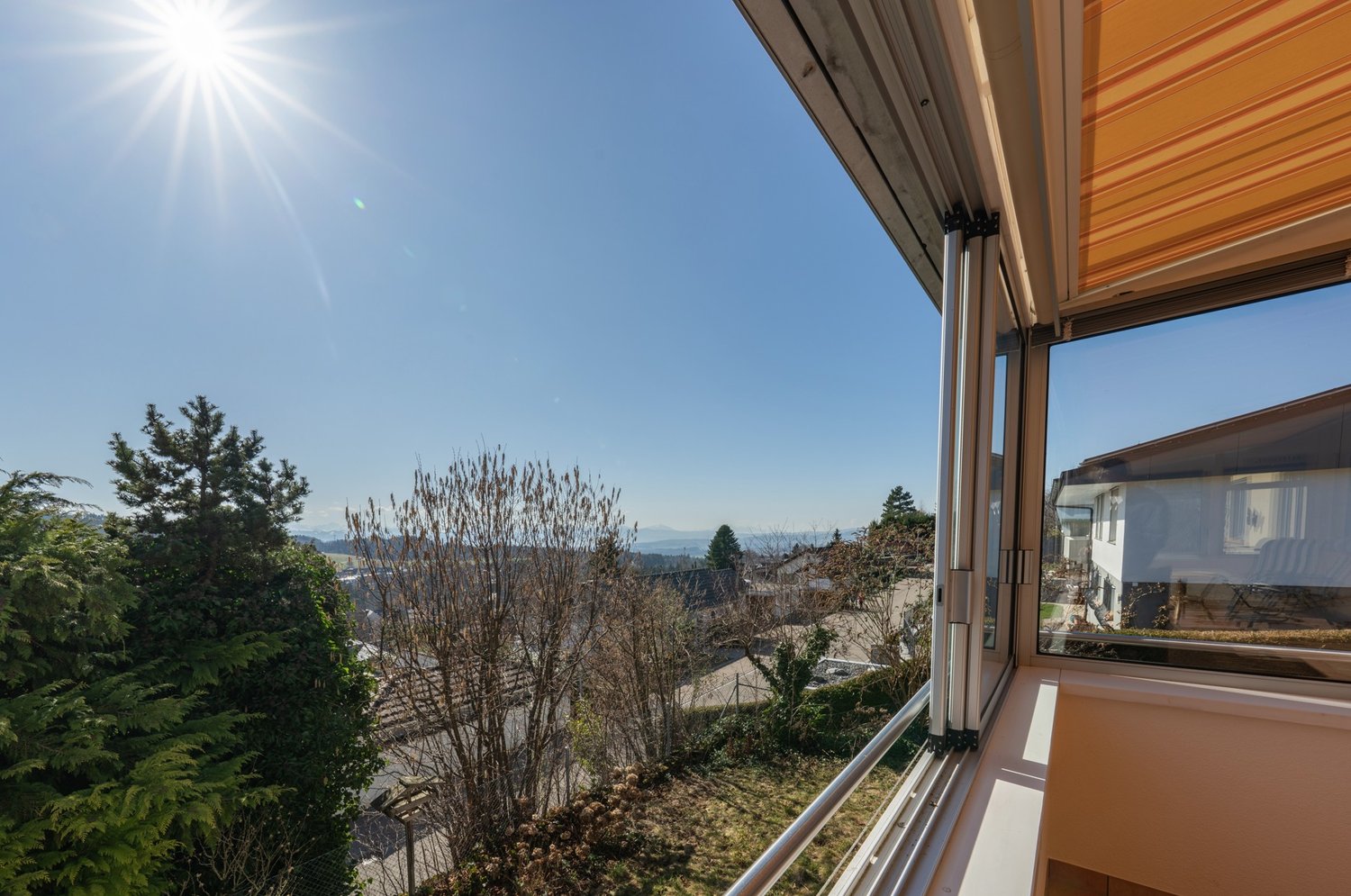 Feriengefühl auf über 700 m ü. M.: sonniges Grundstück mit Entwickl... - EFH Bäretswil