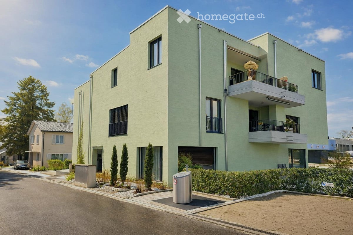 Exklusive, neuwertige EG-Wohnung mit 154 m² Fläche / nur vier Parteien - Bild 2