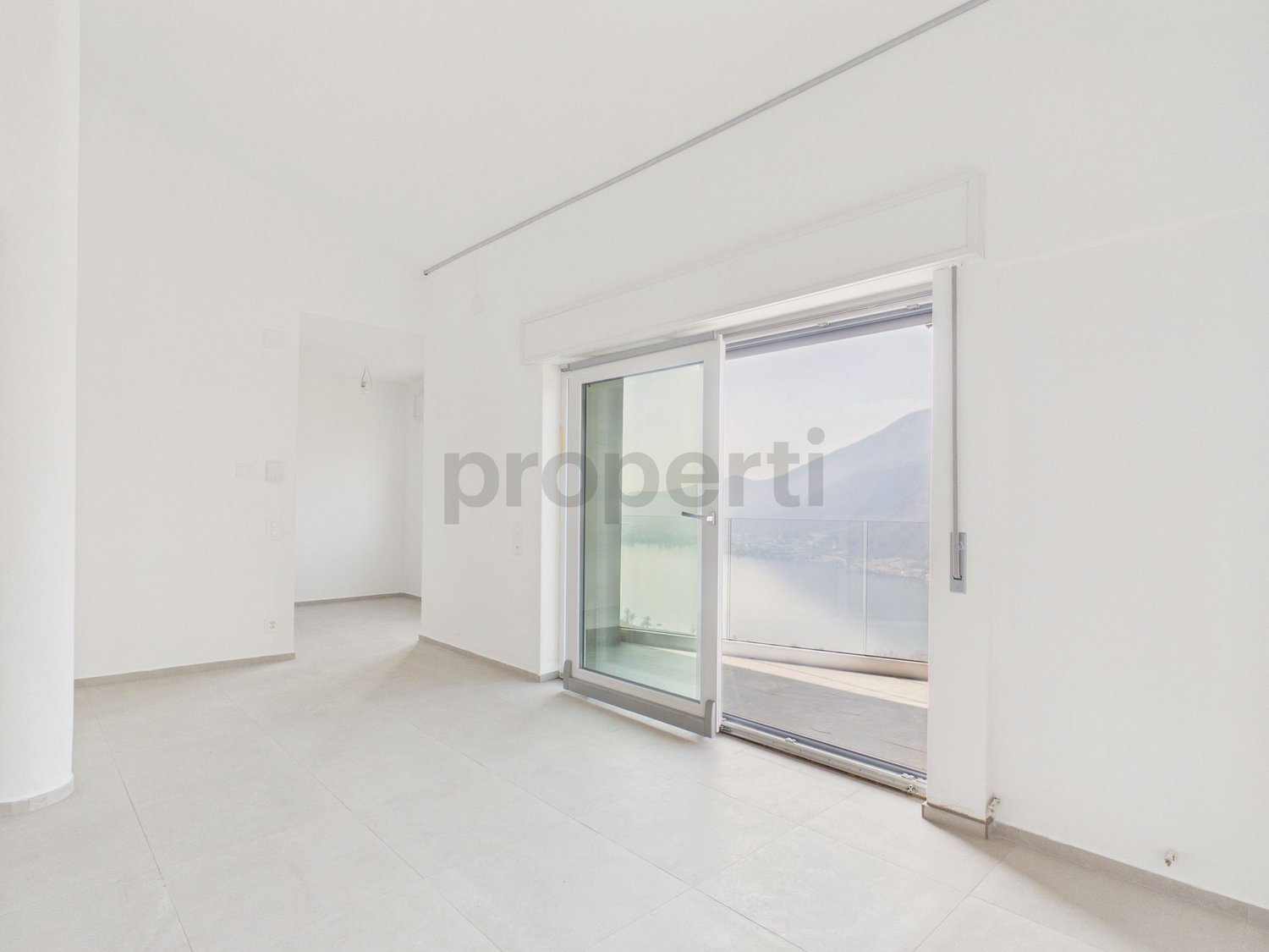 Moderna villa 5 locali con vista mozzafiato, Val Mara-Rovio - Image 3