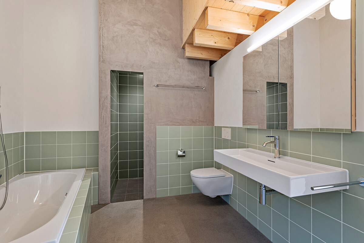 Ferienhaus mit Aussicht und moderner Architektur in Seewis - QW361_Badezimmer